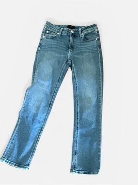 Quince Classic Women's Blue Denim Jeans - Casual Straight Fit